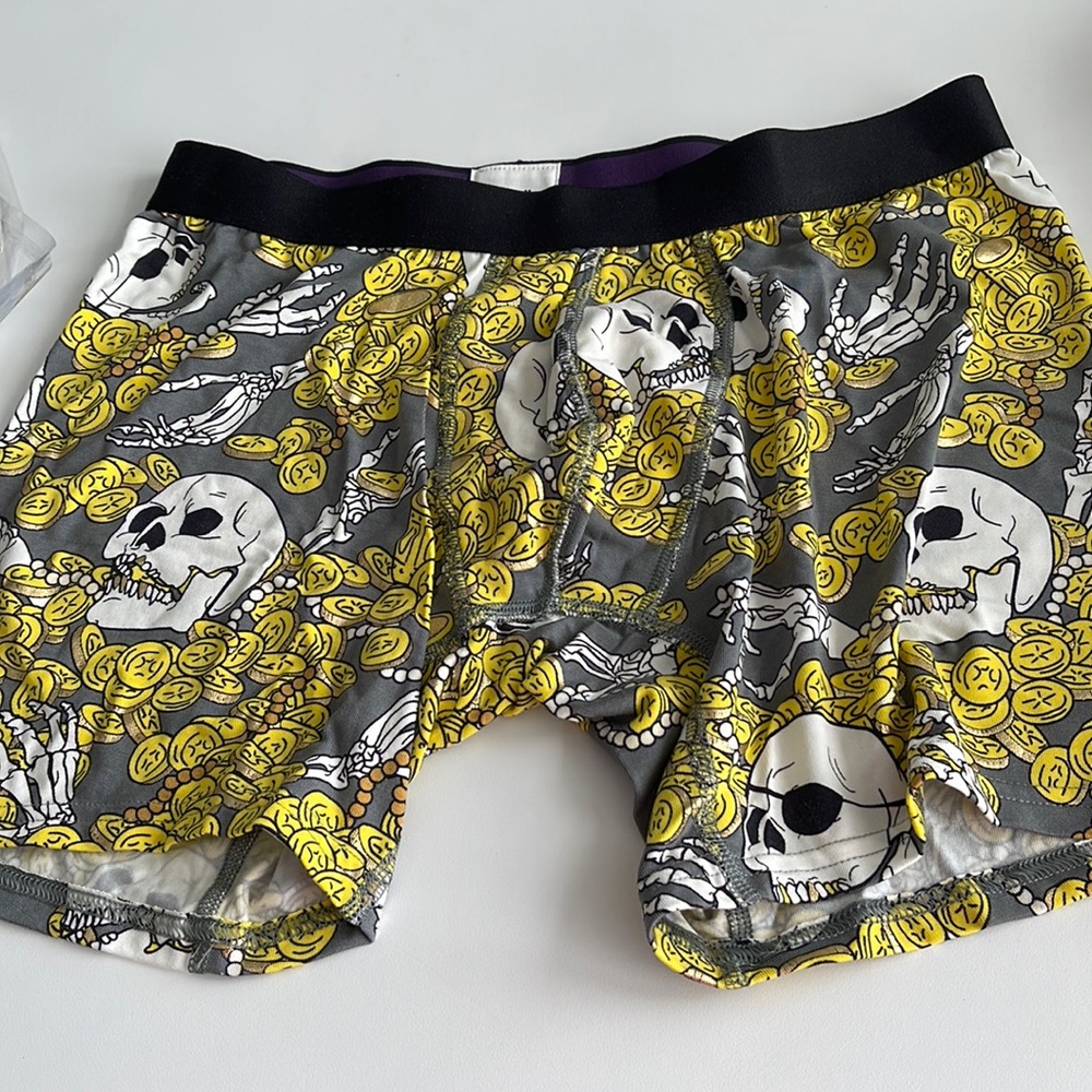 NWT, meundies, men’s briefs, golden, treasure, and skulls (me undies)